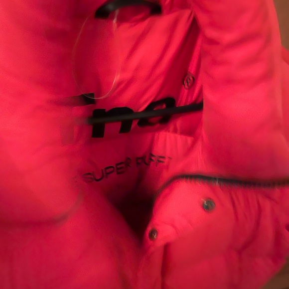 Aritzia super puff in red! - Picture 3 of 4